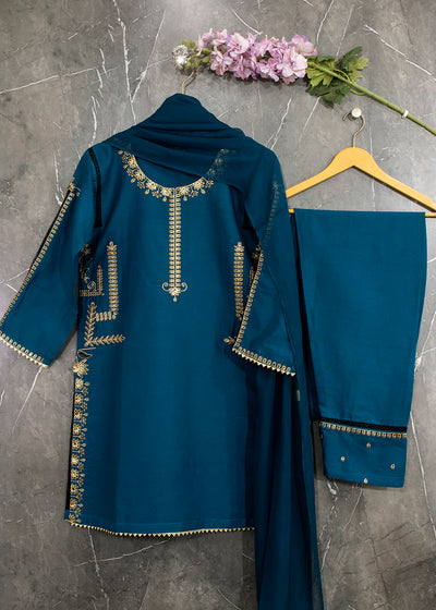 222 Likes, 3 Comments - @att_suit_att_pagg on Instagram: “Att suit  @baljeetkhamb” | Designer dresses indian, Patiala suit designs, Punjabi  dress design